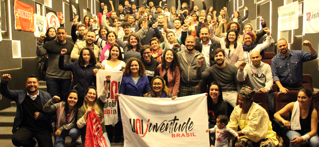  Evento da UNI Juventude discute resistência às políticas de retiradas de direitos no Brasil