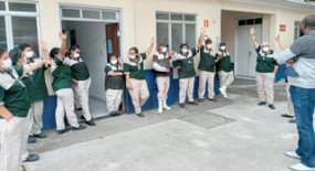  Funcionários da limpeza paralisam serviço no Hospital Leonor Mendes de Barros por falta de pagamento da CleanMax