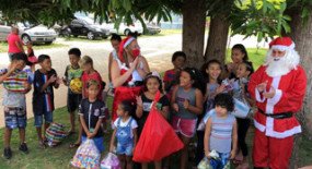  SIEMACO-SP entrega Kits de Natal para crianças do J. Rincão, Perus e J. Brasília