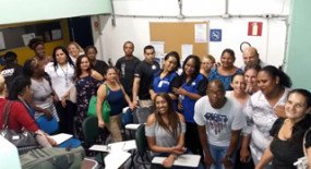  Siemaco leva informação sobre direitos aos trabalhadores da limpeza na linha Azul do Metrô
